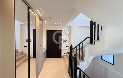 Modern Mimari & Kusursuz Lüks: Akbükün En İddialı Villası