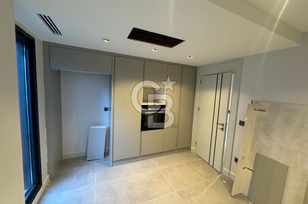 ZEKERİYAKÖYDE DOĞANIN KALBİNDE HUZURLU VE ZARİF YAŞAM 5+1 VİLLA