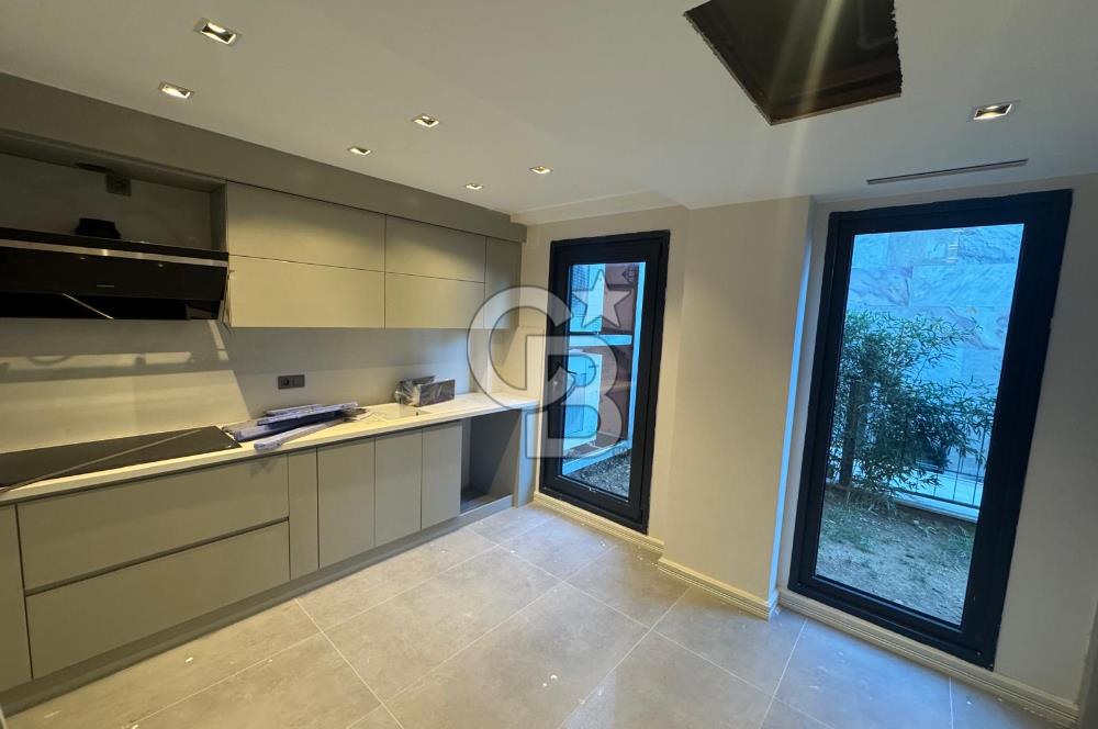 ZEKERİYAKÖYDE DOĞANIN KALBİNDE HUZURLU VE ZARİF YAŞAM 5+1 VİLLA