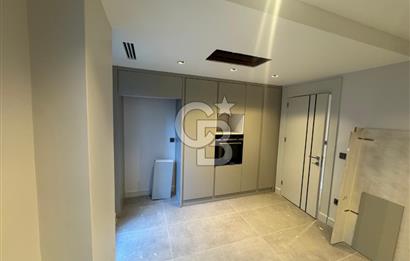 ZEKERİYAKÖYDE DOĞANIN KALBİNDE HUZURLU VE ZARİF YAŞAM 5+1 VİLLA