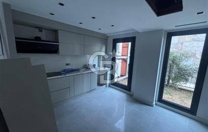 ZEKERİYAKÖYDE DOĞANIN KALBİNDE HUZURLU VE ZARİF YAŞAM 5+1 VİLLA