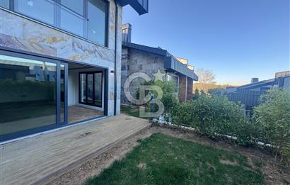 ZEKERİYAKÖYDE DOĞANIN KALBİNDE HUZURLU VE ZARİF YAŞAM 5+1 VİLLA