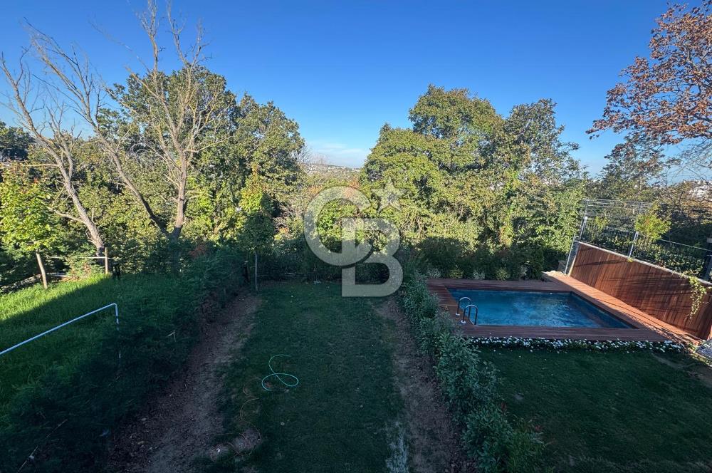 ZEKERİYAKÖYÜN KALBİNDE DOĞAYLA İÇ İÇE LÜKS BİR YAŞAM, 5+1 VİLLA