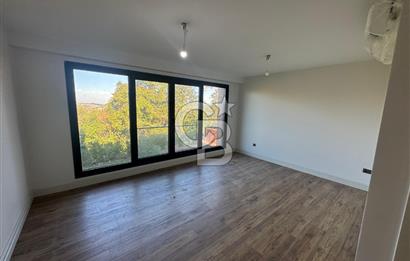 ZEKERİYAKÖYÜN KALBİNDE DOĞAYLA İÇ İÇE LÜKS BİR YAŞAM, 5+1 VİLLA