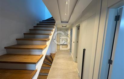 ZEKERİYAKÖYDE DOĞANIN KALBİNDE HUZURLU VE ZARİF YAŞAM 5+1 VİLLA