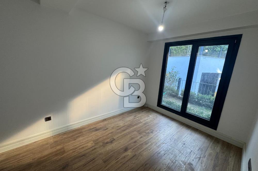 ZEKERİYAKÖYÜN KALBİNDE DOĞAYLA İÇ İÇE LÜKS BİR YAŞAM, 5+1 VİLLA