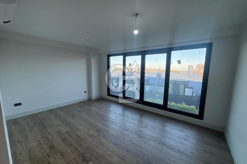 ZEKERİYAKÖYDE DOĞANIN KALBİNDE HUZURLU VE ZARİF YAŞAM 5+1 VİLLA