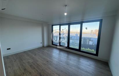 ZEKERİYAKÖYDE DOĞANIN KALBİNDE HUZURLU VE ZARİF YAŞAM 5+1 VİLLA