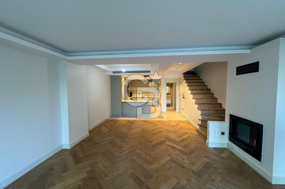 ZEKERİYAKÖYÜN KALBİNDE DOĞAYLA İÇ İÇE LÜKS BİR YAŞAM, 5+1 VİLLA