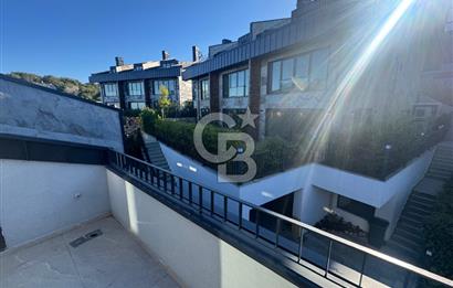 ZEKERİYAKÖYÜN KALBİNDE DOĞAYLA İÇ İÇE LÜKS BİR YAŞAM, 5+1 VİLLA