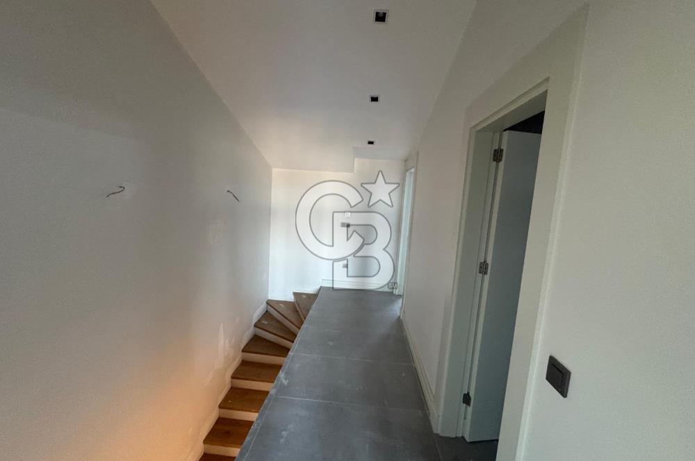 ZEKERİYAKÖYDE DOĞANIN KALBİNDE HUZURLU VE ZARİF YAŞAM 5+1 VİLLA