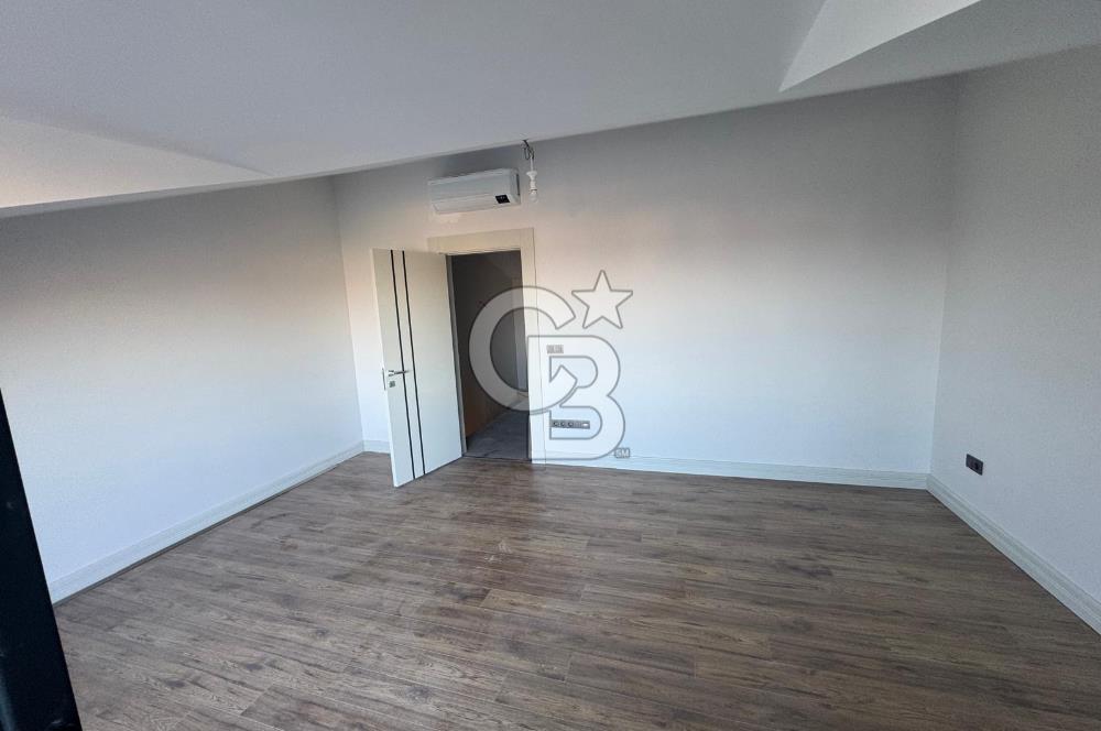 ZEKERİYAKÖYDE DOĞANIN KALBİNDE HUZURLU VE ZARİF YAŞAM 5+1 VİLLA