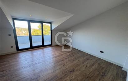 ZEKERİYAKÖYÜN KALBİNDE DOĞAYLA İÇ İÇE LÜKS BİR YAŞAM, 5+1 VİLLA