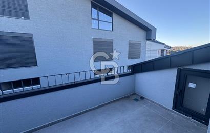 ZEKERİYAKÖYDE DOĞANIN KALBİNDE HUZURLU VE ZARİF YAŞAM 5+1 VİLLA