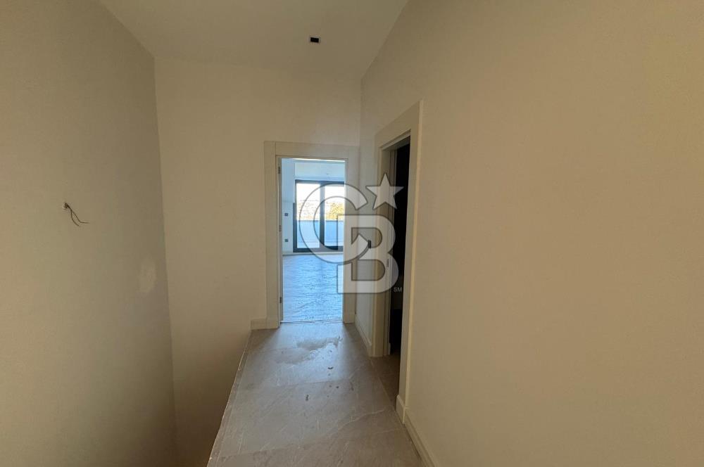 ZEKERİYAKÖYÜN KALBİNDE DOĞAYLA İÇ İÇE LÜKS BİR YAŞAM, 5+1 VİLLA