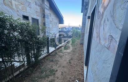 ZEKERİYAKÖYDE DOĞANIN KALBİNDE HUZURLU VE ZARİF YAŞAM 5+1 VİLLA