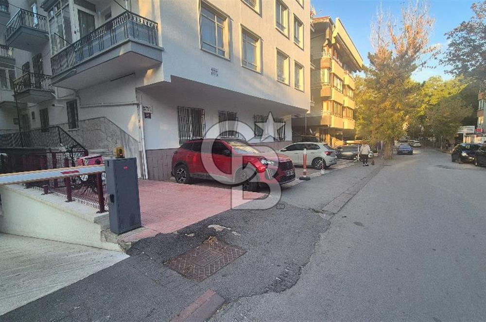 Bahçelievler: Satılık Otoparklı 3+1 Daire (Kiracı Çıkacak)