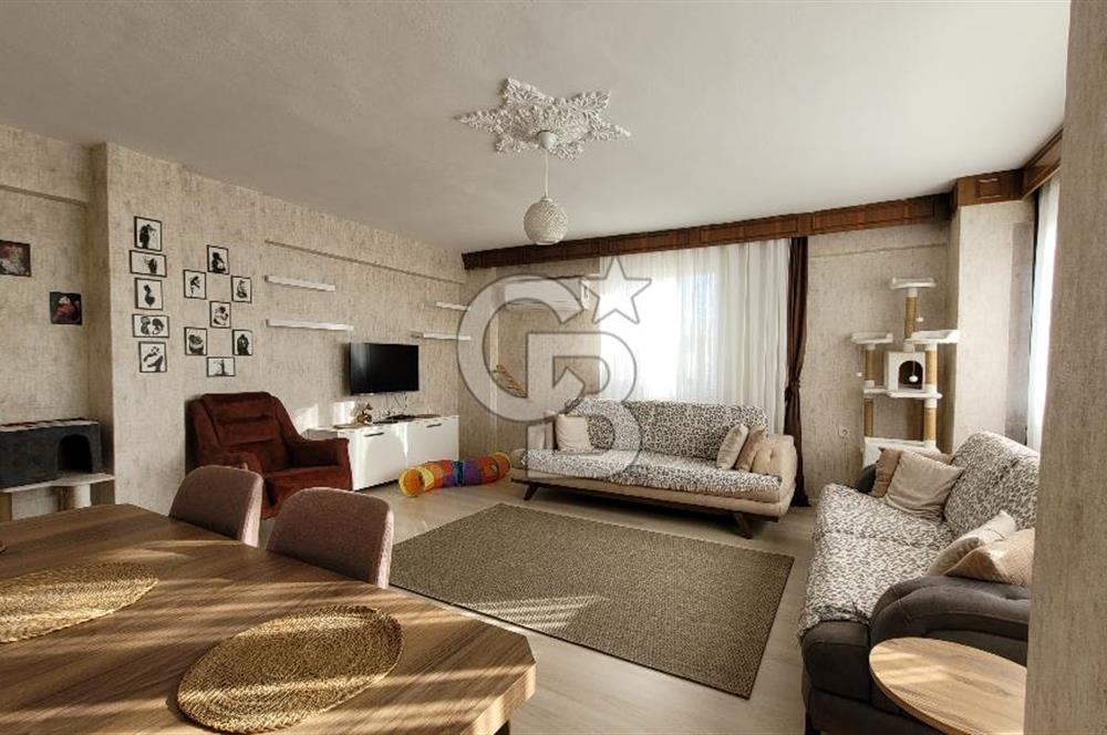 MANAVKUYU SATILIK GENİŞ 2+1 DAİRE CADDE ÜZERİ OTOPARKLI