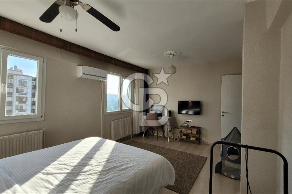 MANAVKUYU SATILIK GENİŞ 2+1 DAİRE CADDE ÜZERİ OTOPARKLI