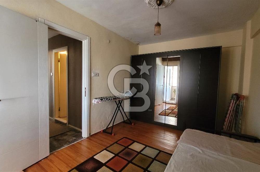 MANAVKUYU SATILIK GENİŞ 2+1 DAİRE CADDE ÜZERİ OTOPARKLI