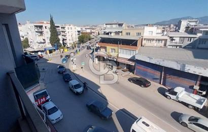 DOĞALGAZLI CADDE ÜZERİ FERAH 2+1 DAİRE