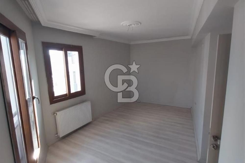 DOĞALGAZLI CADDE ÜZERİ FERAH 2+1 DAİRE