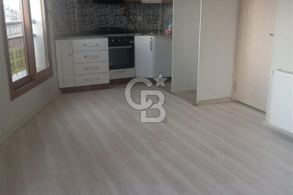 DOĞALGAZLI CADDE ÜZERİ FERAH 2+1 DAİRE