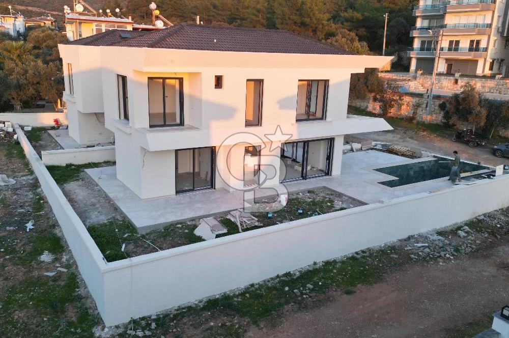 AKBÜKTE DOĞA MANZARALI, MÜSTAKİL HAVUZLU MODERN DUBLEKS VİLLA