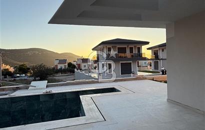 AKBÜKTE DOĞA MANZARALI, MÜSTAKİL HAVUZLU MODERN DUBLEKS VİLLA