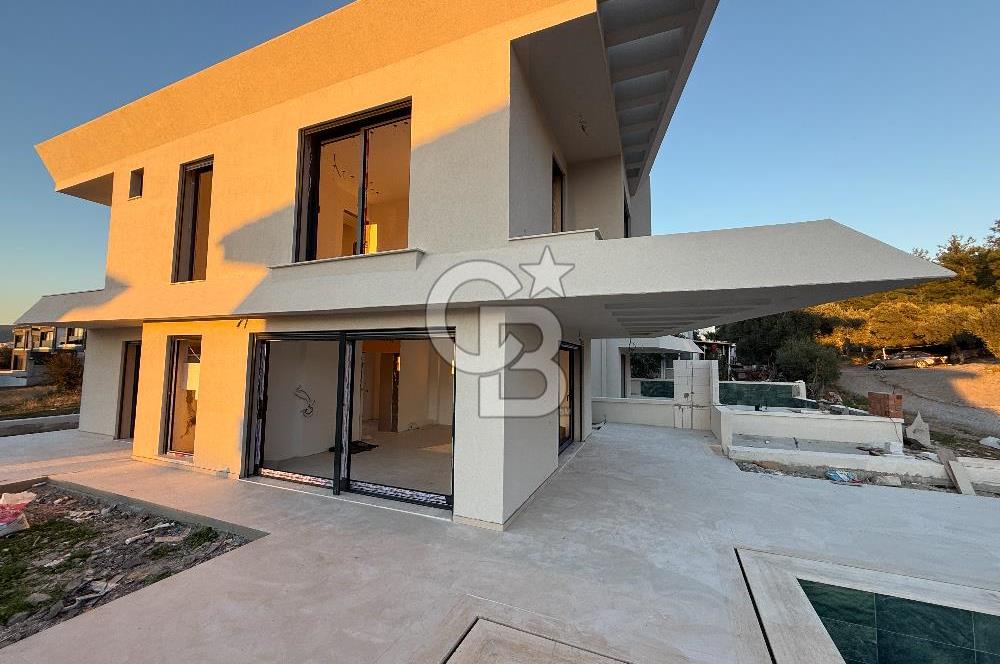 AKBÜKTE DOĞA MANZARALI, MÜSTAKİL HAVUZLU MODERN DUBLEKS VİLLA