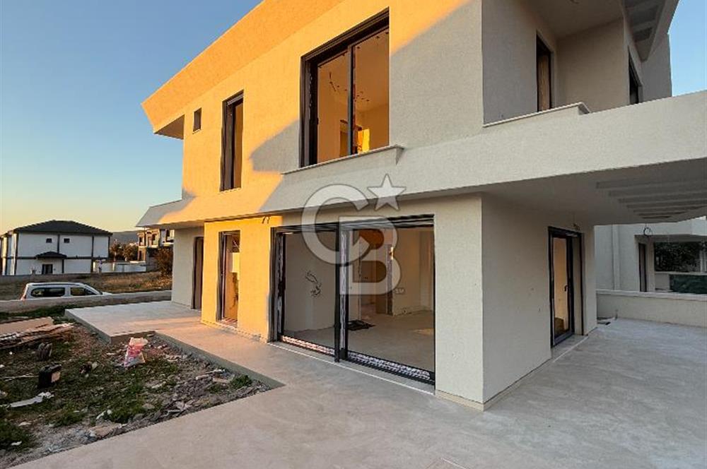 AKBÜKTE DOĞA MANZARALI, MÜSTAKİL HAVUZLU MODERN DUBLEKS VİLLA