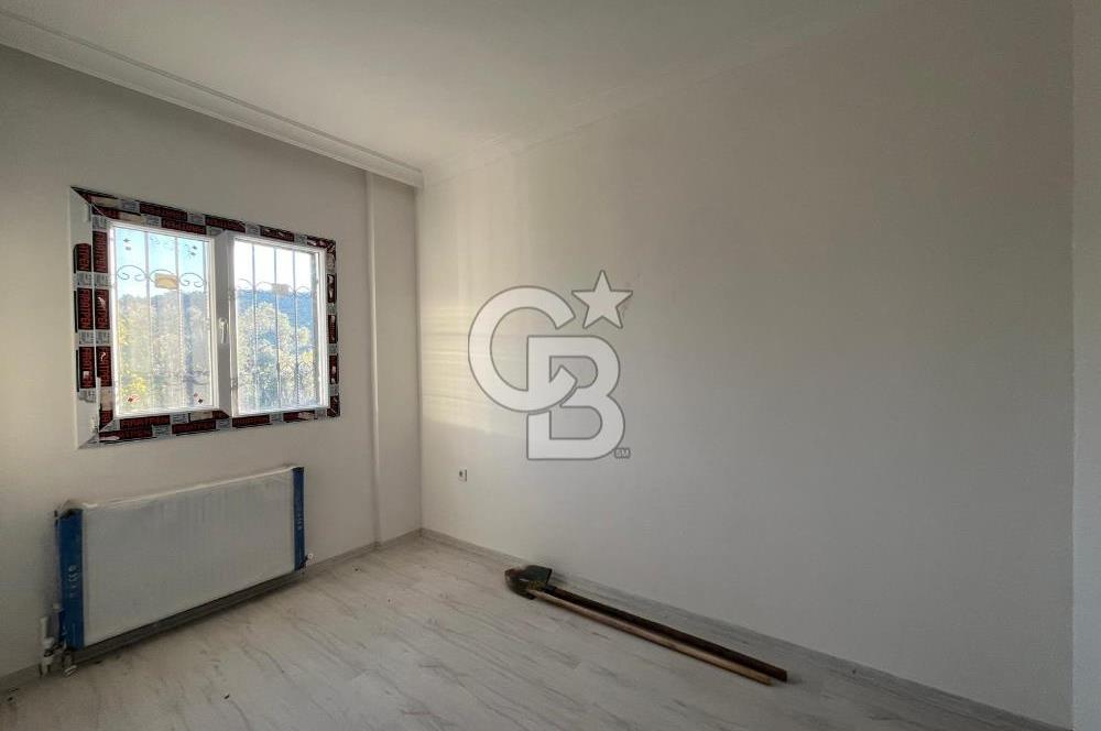 TORBALIDA İÇERİSİNDE EV OLAN MÜSTAKİL ARSA