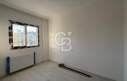 TORBALIDA İÇERİSİNDE EV OLAN MÜSTAKİL ARSA