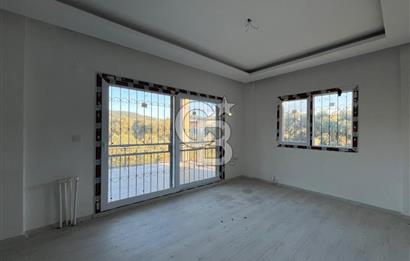 TORBALIDA İÇERİSİNDE EV OLAN MÜSTAKİL ARSA