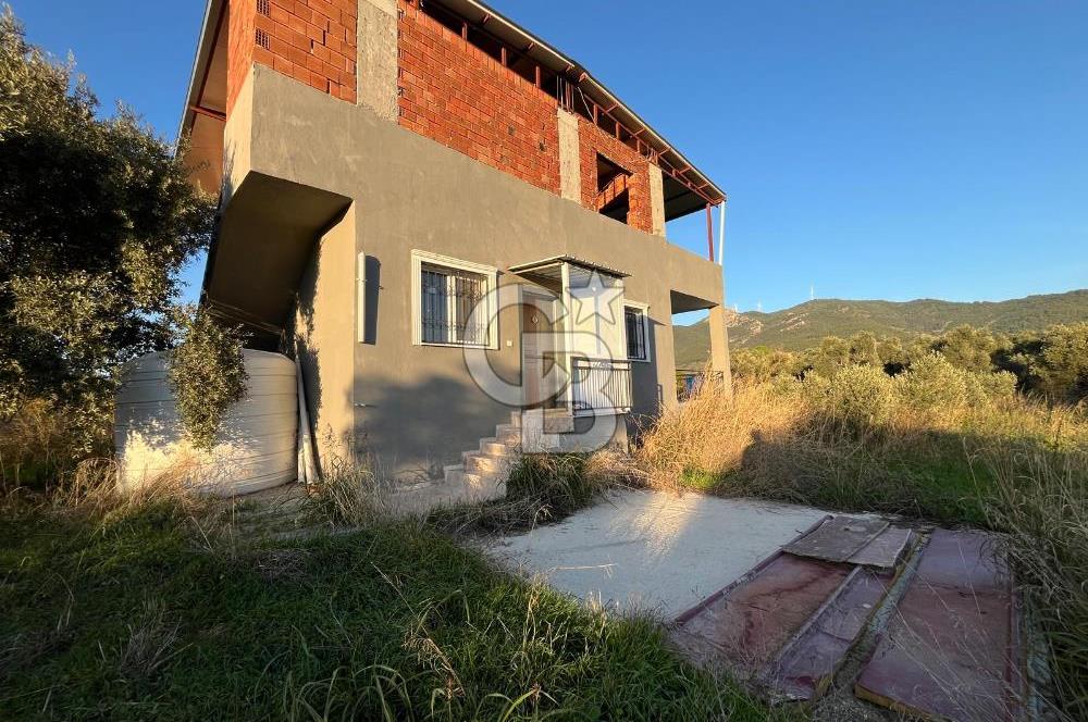 TORBALIDA İÇERİSİNDE EV OLAN MÜSTAKİL ARSA