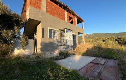 TORBALIDA İÇERİSİNDE EV OLAN MÜSTAKİL ARSA