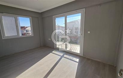 Foça Kazım Dirik Mah. Kiralık 2+1 Kapalı Mutfak Daire