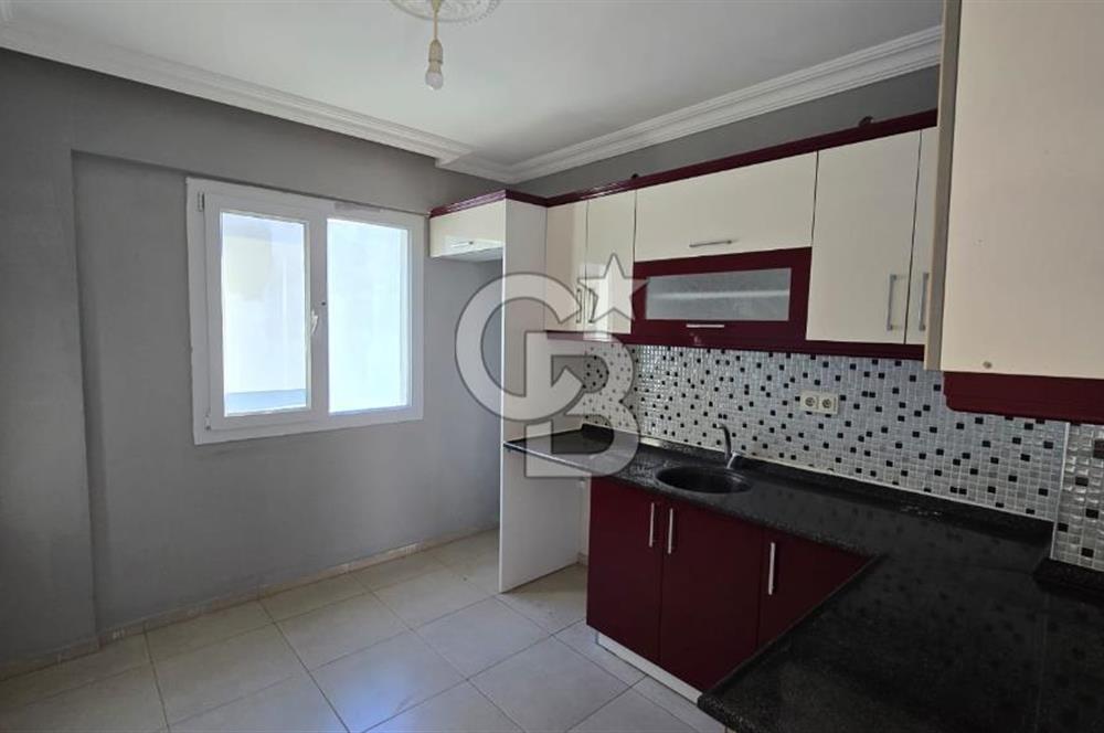Foça Kazım Dirik Mah. Kiralık 2+1 Kapalı Mutfak Daire