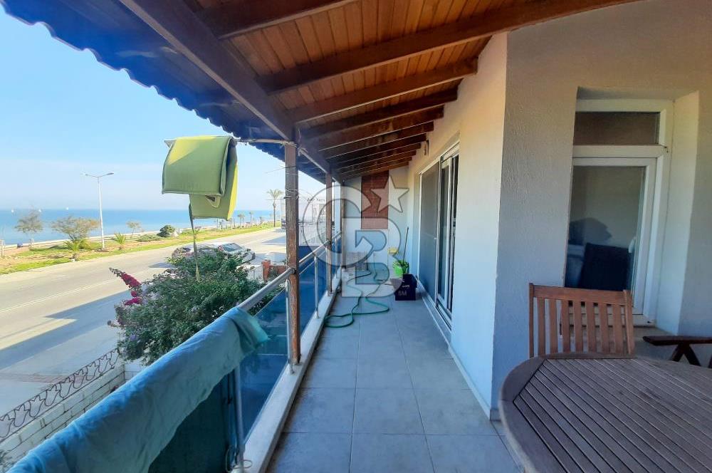 NARLIDERE GÜZELBAHÇE SAHİLİNDE SATILIK MÜSTAKİL VİLLA