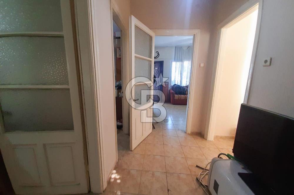 NARLIDERE GÜZELBAHÇE SAHİLİNDE SATILIK MÜSTAKİL VİLLA