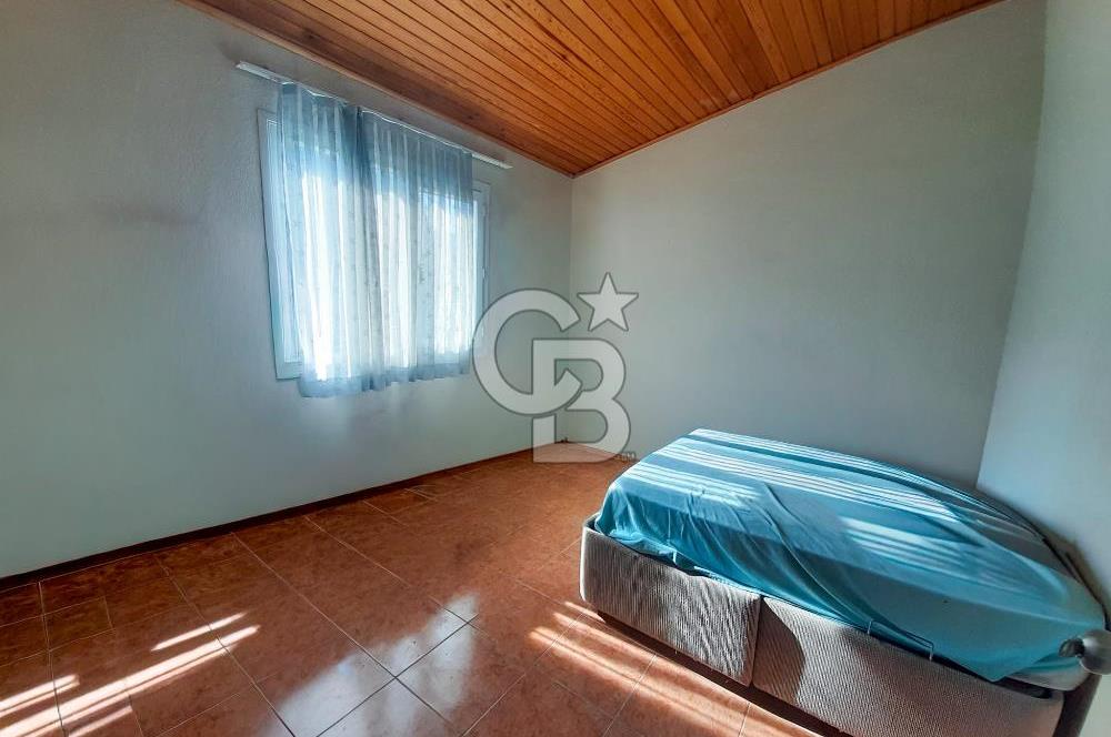 NARLIDERE GÜZELBAHÇE SAHİLİNDE SATILIK MÜSTAKİL VİLLA