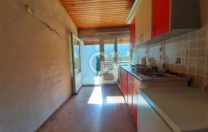 NARLIDERE GÜZELBAHÇE SAHİLİNDE SATILIK MÜSTAKİL VİLLA