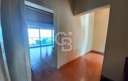 NARLIDERE GÜZELBAHÇE SAHİLİNDE SATILIK MÜSTAKİL VİLLA