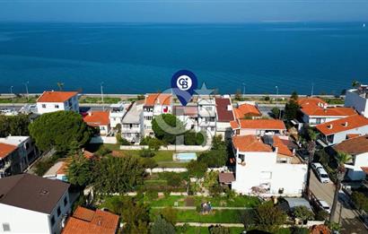NARLIDERE GÜZELBAHÇE SAHİLİNDE SATILIK MÜSTAKİL VİLLA