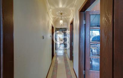 Hatay İnönü Caddesinde Geniş 4+1 Ticari Kullanıma Uygun Daire