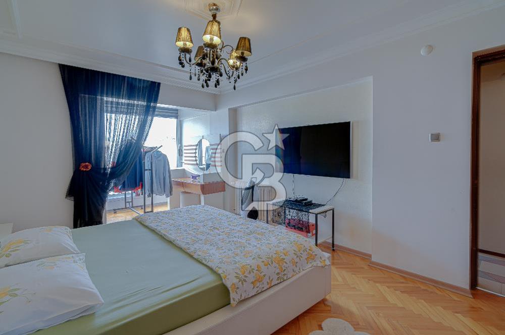 Hatay İnönü Caddesinde Geniş 4+1 Ticari Kullanıma Uygun Daire