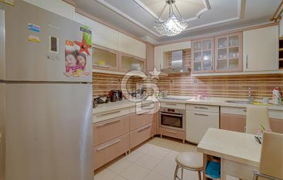 Hatay İnönü Caddesinde Geniş 4+1 Ticari Kullanıma Uygun Daire