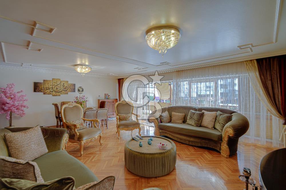 Hatay İnönü Caddesinde Geniş 4+1 Ticari Kullanıma Uygun Daire