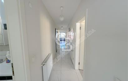 Kuşadasında Hem Yatırım Hem Oturum İçin İdeal Satılık 3+1 Daire