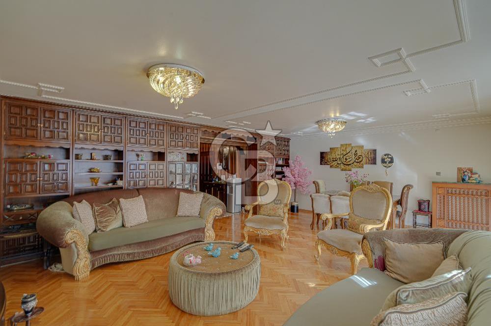 Hatay İnönü Caddesinde Geniş 4+1 Ticari Kullanıma Uygun Daire